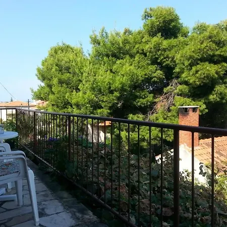 Domina Apartment