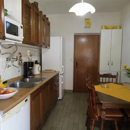 Apartment Domina Supetar